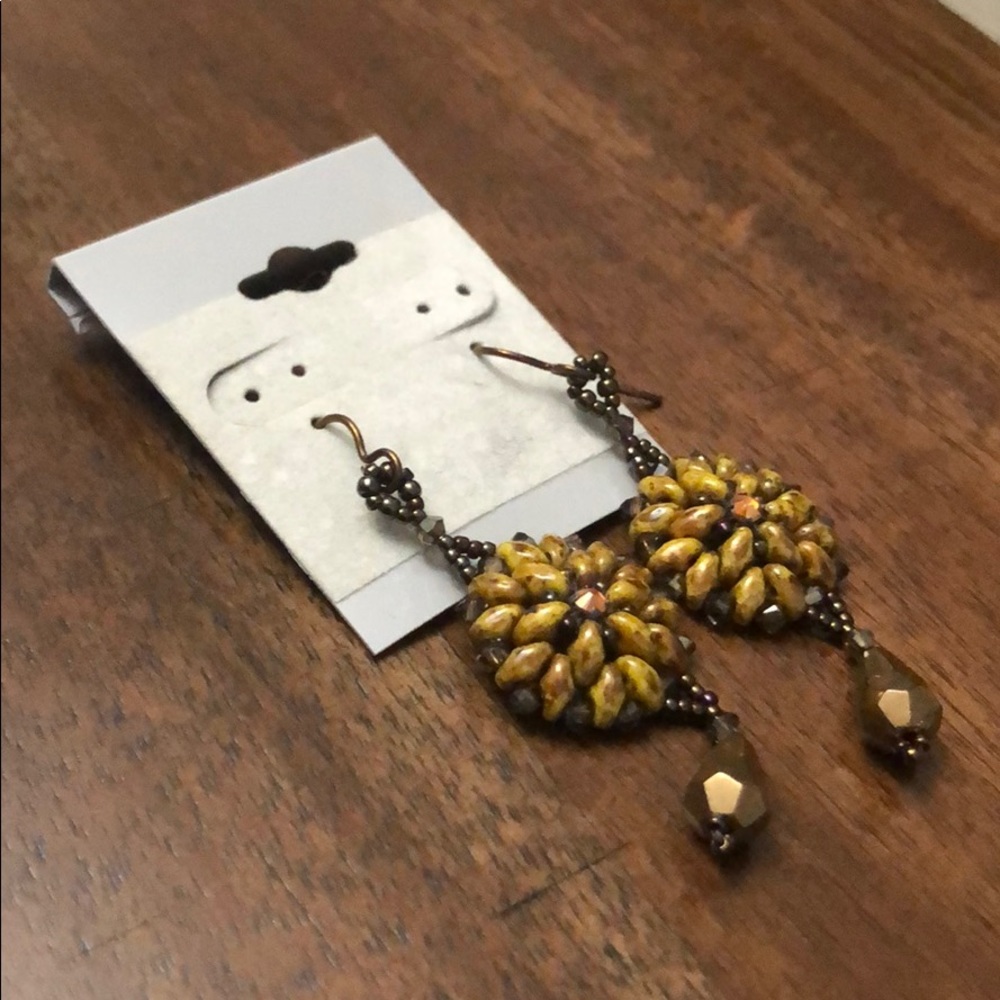 Beaded dangling earrings